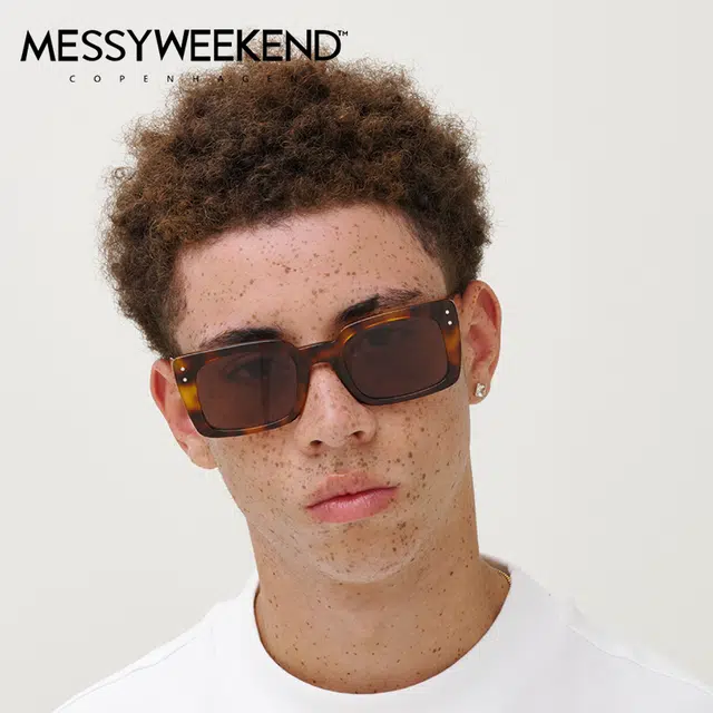 MESSYWEEKEND ANNA