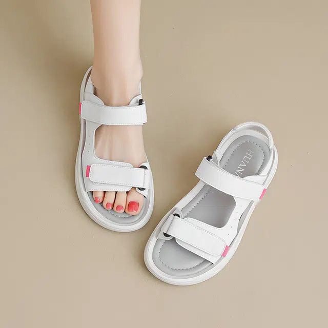 华耐 外穿舒适魔术贴百搭 沙滩凉鞋 女