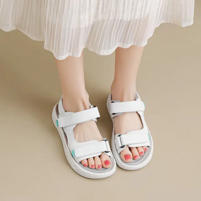 华耐 外穿舒适魔术贴百搭 沙滩凉鞋 女