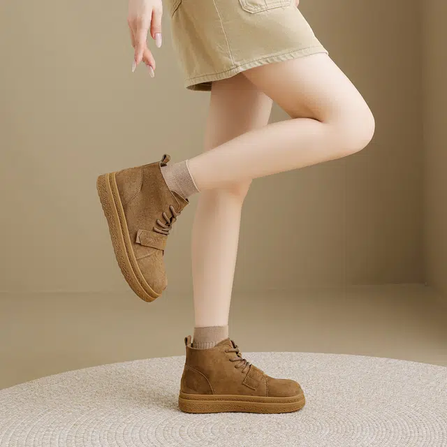 华耐 秋冬季美拉德靴子百搭复古平底短靴 厚底马丁靴 女