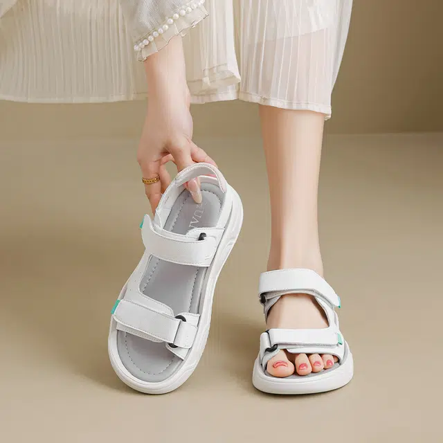 华耐 外穿舒适魔术贴百搭 沙滩凉鞋 女