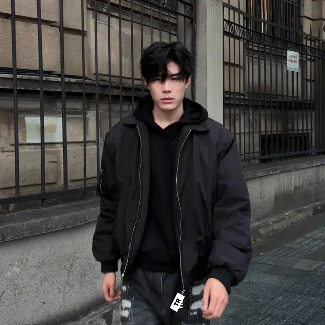 TR ma1bomber
