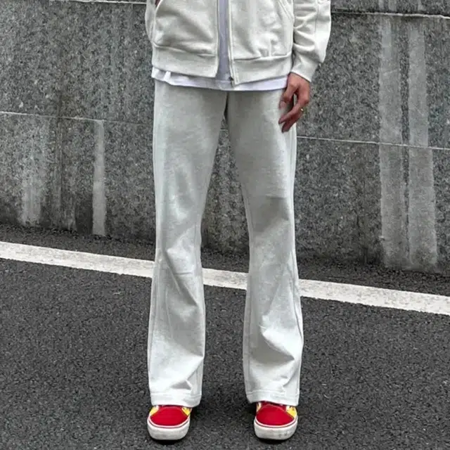 TR