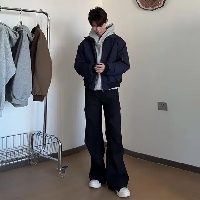 TR ootdvibecleanfit