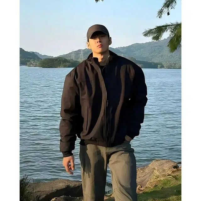 TR OOTDbomber
