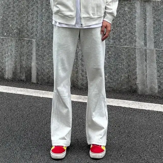 TR