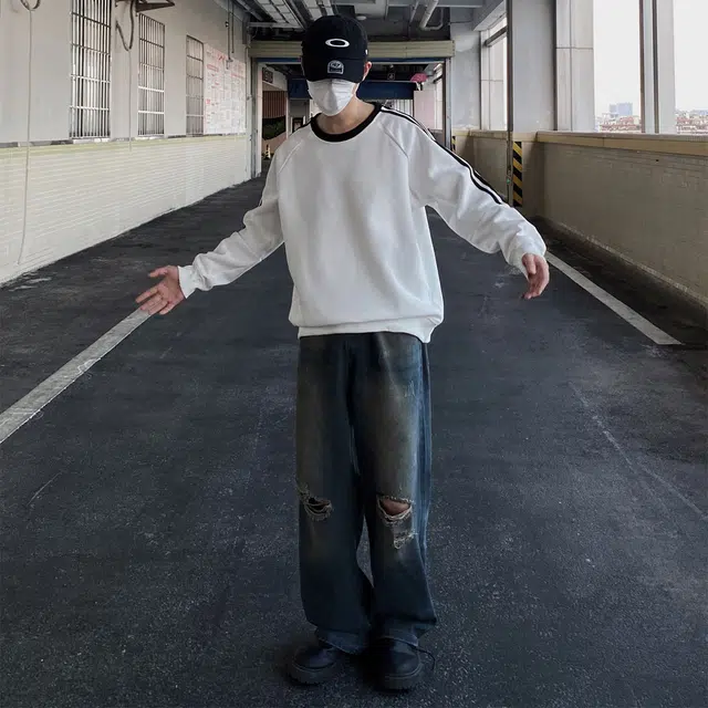 TR
