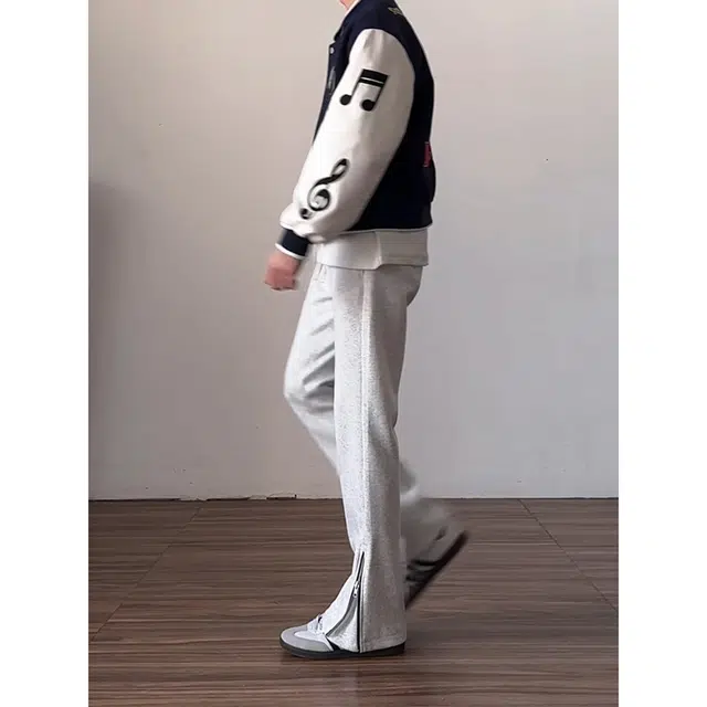 TR