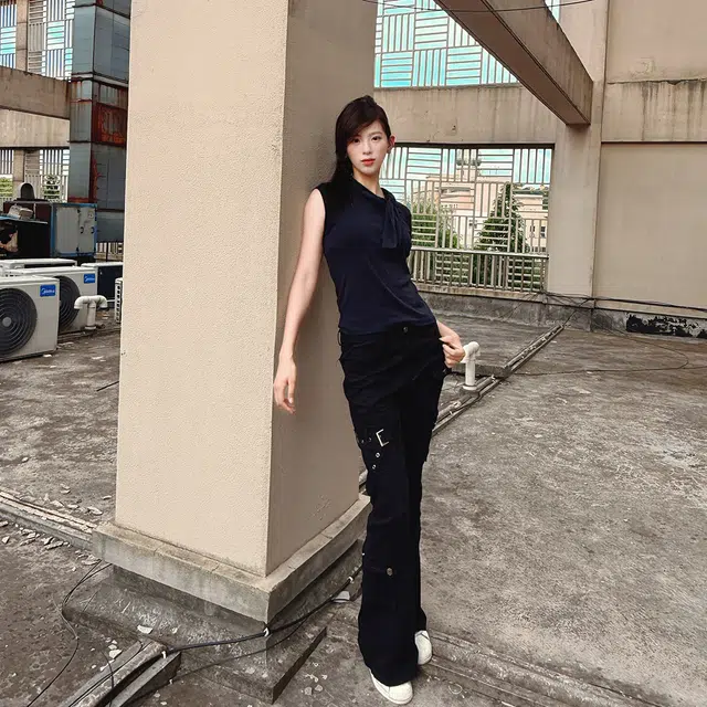 TR ootdvibecleanfit