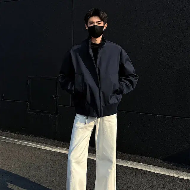 TR cleanfitbomber