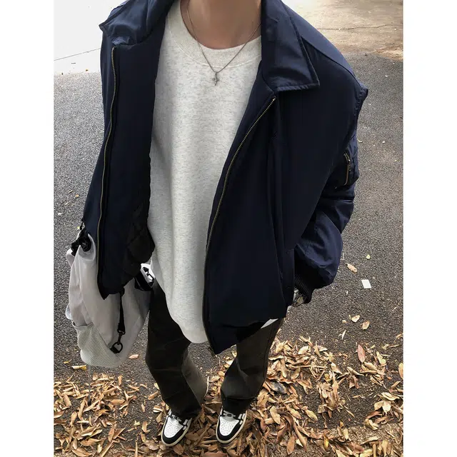 TR ootdvibecleanfit