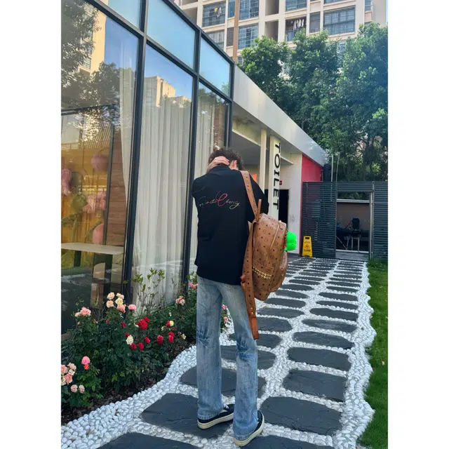 TR ins