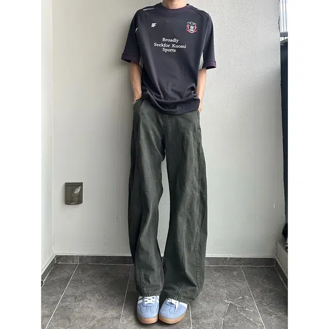 TR ootdvibecleanfit