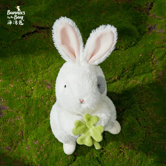 Bunnies By The Bay 29cm