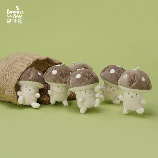 Bunnies By The Bay 10cm