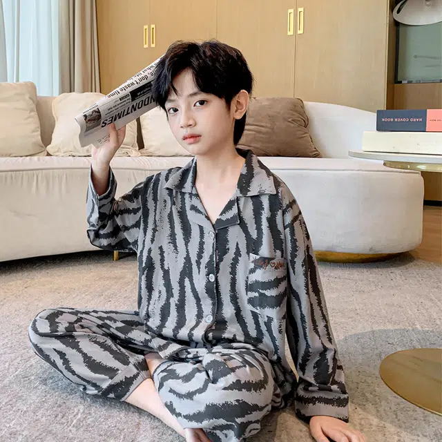 帕兰朵 家居服套装 儿童时尚舒适柔软亲肤纯棉睡衣男童春秋季开衫薄款墨纹长袖长裤两件套青少年