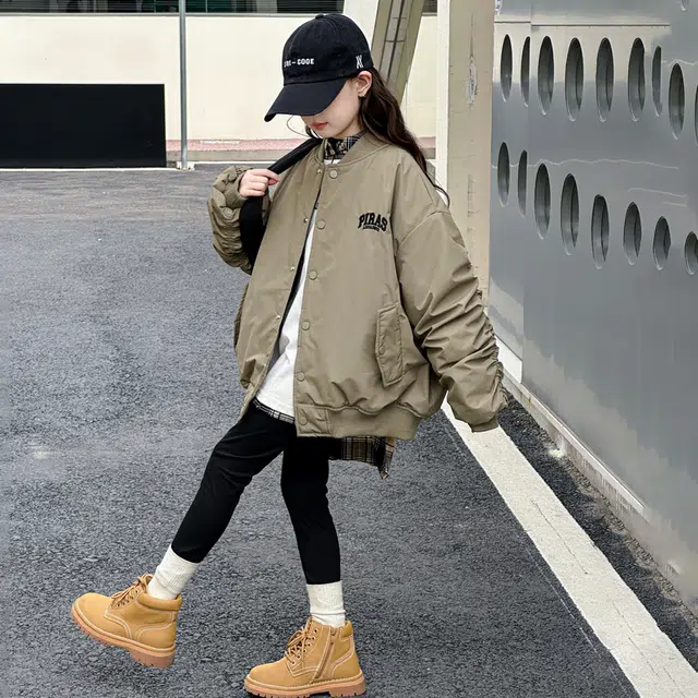 帕兰朵棒球服 女童春秋季洋气时尚字母刺绣外套