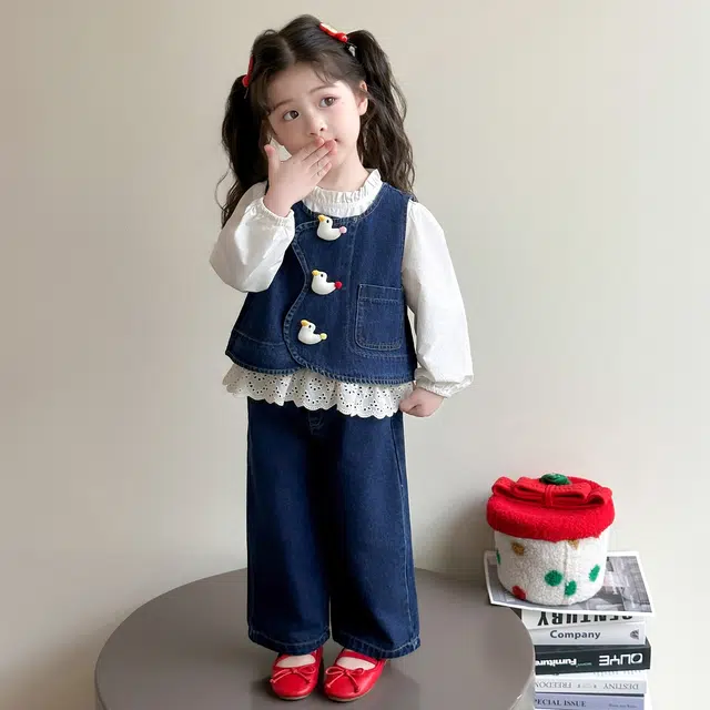帕兰朵休闲运动套装 潮流时尚百搭可爱风鸭子牛仔马甲三件套 中小童