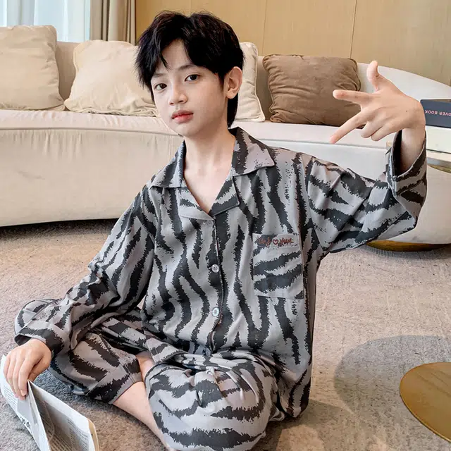 帕兰朵 家居服套装 儿童时尚舒适柔软亲肤纯棉睡衣男童春秋季开衫薄款墨纹长袖长裤两件套青少年