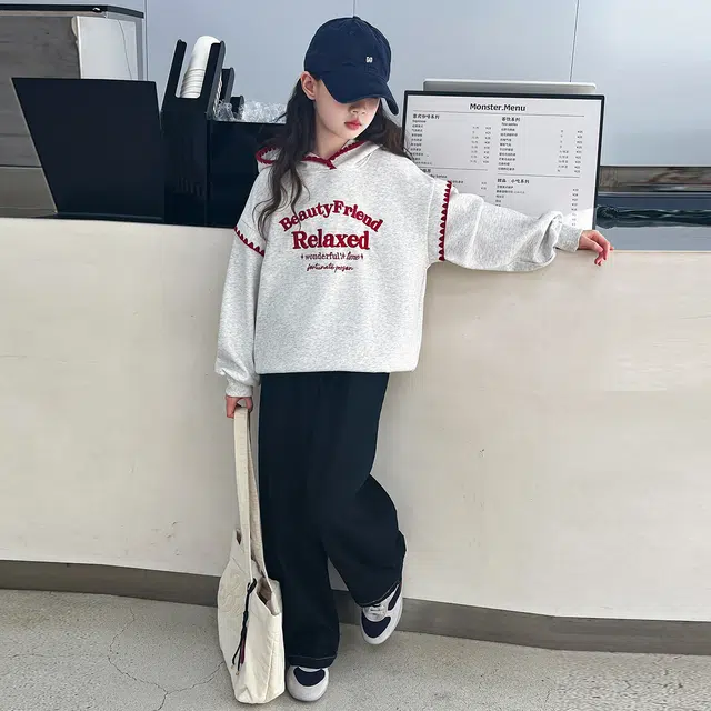 帕兰朵卫衣 潮流时尚百搭休闲运动洋气韩版连帽刺绣上衣 青少年