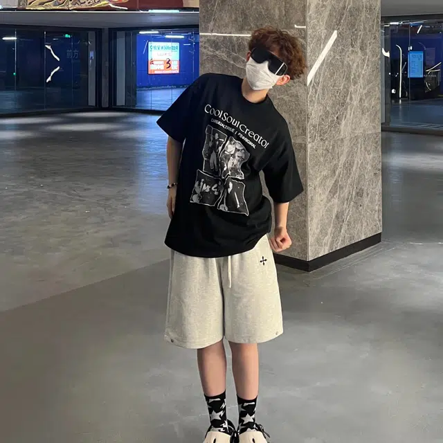 HRDW hiphopT