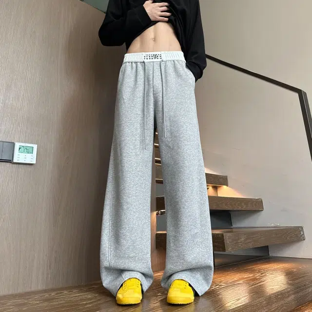 引创 美式刺绣拼接马吉拉秋季运动卫裤男百搭大码宽松堆积弯刀裤潮流神裤休闲裤 男女同款