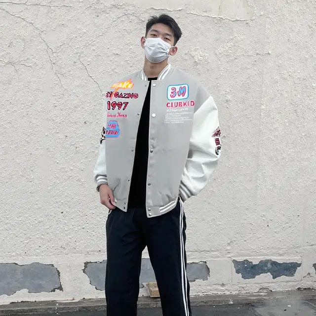 SNEIKLAU vibe
