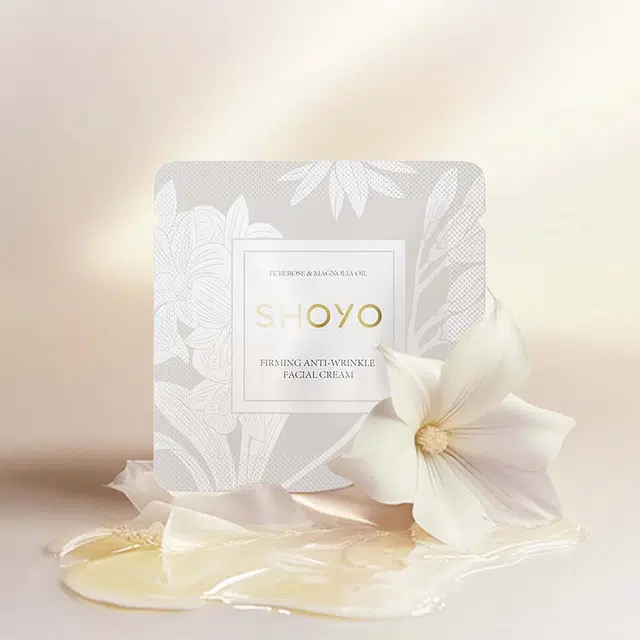 轻氧 胶原闪充油霜紧致抗皱补水精油面霜精华霜 保湿