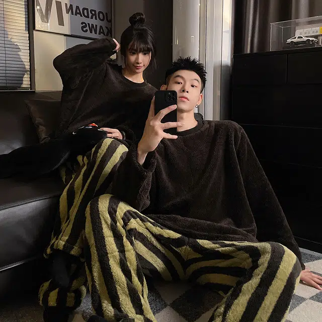 静英鸾 纯色圆领珊瑚绒加厚加绒保暖甜美风休闲舒适家居服秋冬季睡衣套装 男女同款