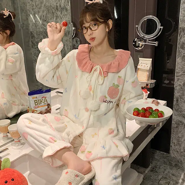 静英鸾 休闲时尚卡通可爱印花草莓保暖亲肤舒适可外穿家居服睡衣套装 女款
