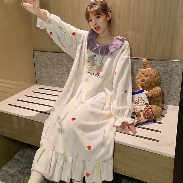 静英鸾 休闲时尚甜美可爱卡通字母小狗亲肤保暖舒适法兰绒可外穿睡裙 女款