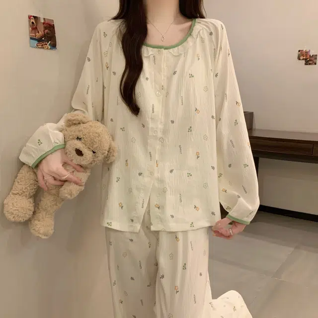 静英鸾 带胸垫长袖长裤圆领卡通小花休闲小清新家居服秋冬季睡衣套装 女款