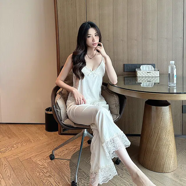 静英鸾 金丝绒长袖睡袍吊带长裤纯色简约休闲花边性感家居服秋冬季睡衣套装 女款