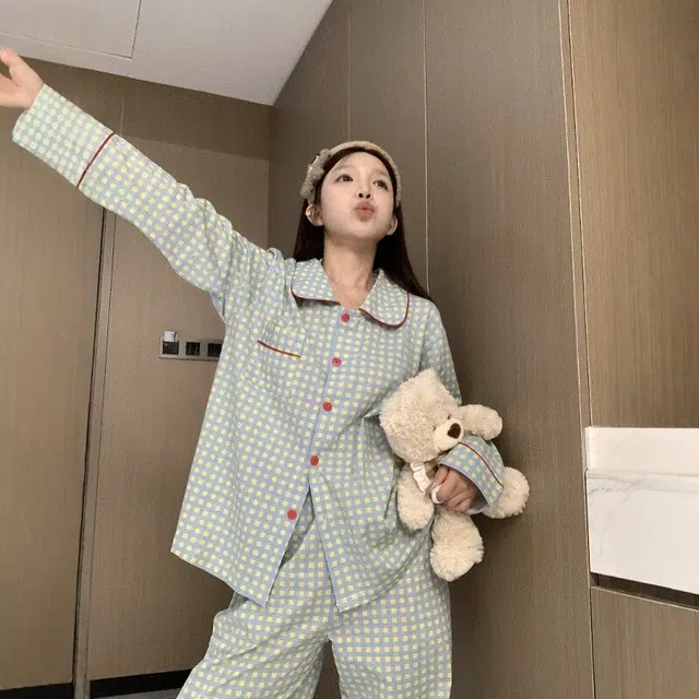 静英鸾 简约方格时尚翻领亲肤舒适可外穿家居服睡衣套装 女款