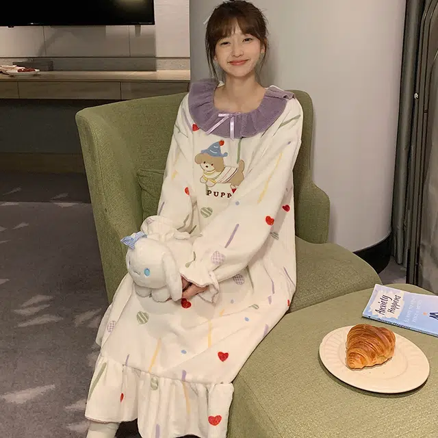 静英鸾 休闲时尚甜美可爱卡通字母小狗亲肤保暖舒适法兰绒可外穿睡裙 女款