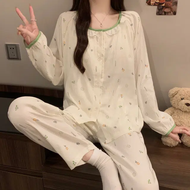 静英鸾 带胸垫长袖长裤圆领卡通小花休闲小清新家居服秋冬季睡衣套装 女款