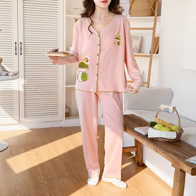 静英鸾 带胸垫甜美可爱简约卡通小蛇休闲亲肤舒适可外穿家居服睡衣套装 女款