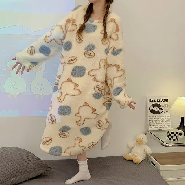 静英鸾 可外穿舒适简约保暖加绒加厚圆领设计家居服睡裙 女款