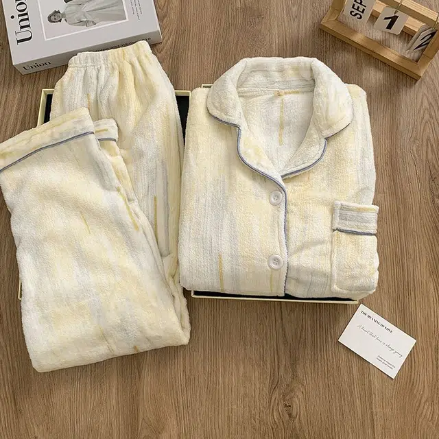 静英鸾 翻领时尚简约风珊瑚绒加绒加厚保暖休闲舒适家居服睡衣套装 女款