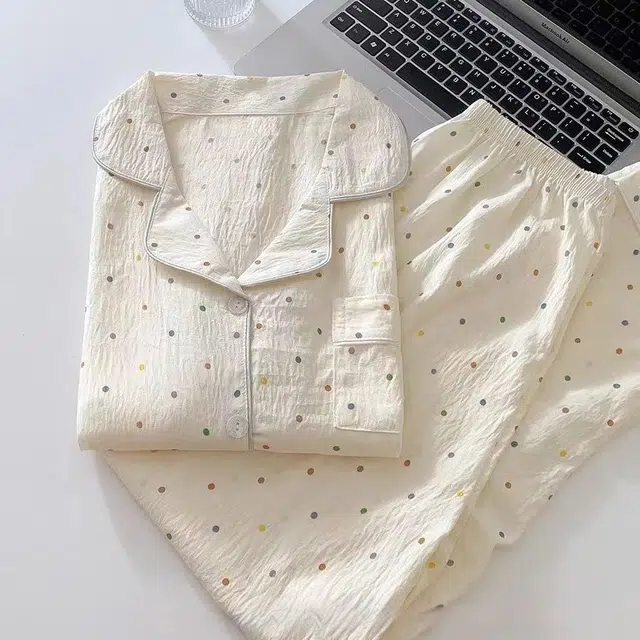 静英鸾 简约彩色圆点满印翻领长袖家居服睡衣套装 女款