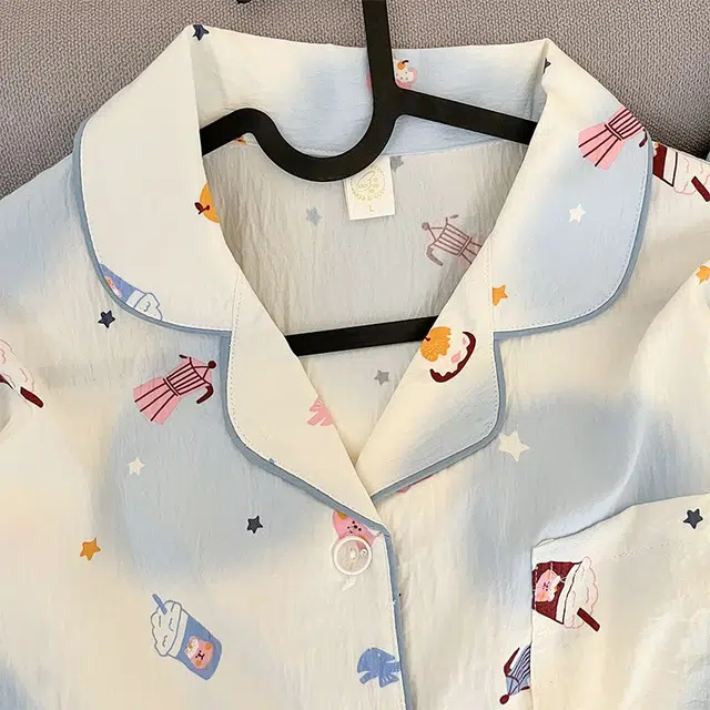 静英鸾 翻领设计花色简约舒适可外穿家居服长袖长裤睡衣套装 女款