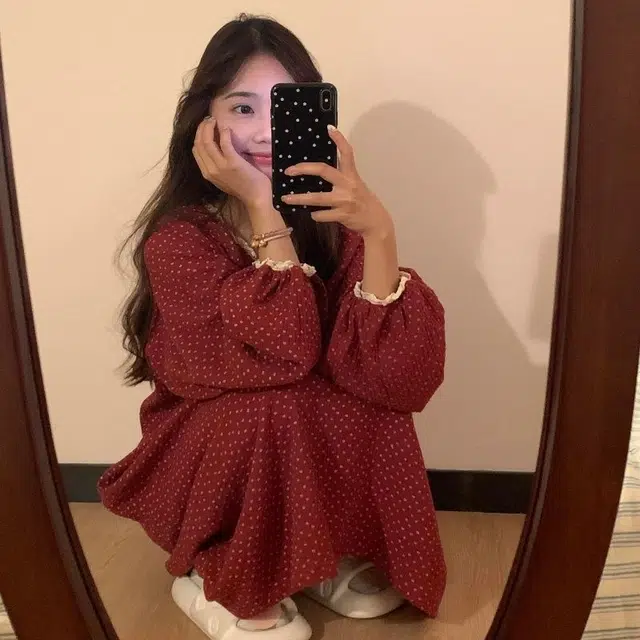 静英鸾 圆领设计长袖舒适简约高级感家居服睡裙 女款