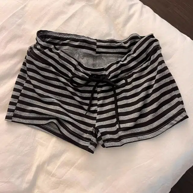 静英鸾 夏季女休闲舒适条纹吊带挂脖设计家居服睡衣套装 女款