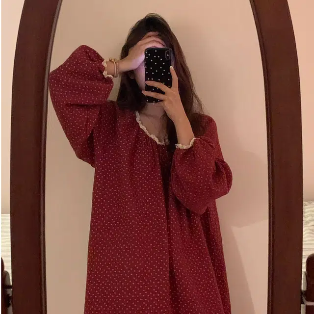 静英鸾 圆领设计长袖舒适简约高级感家居服睡裙 女款
