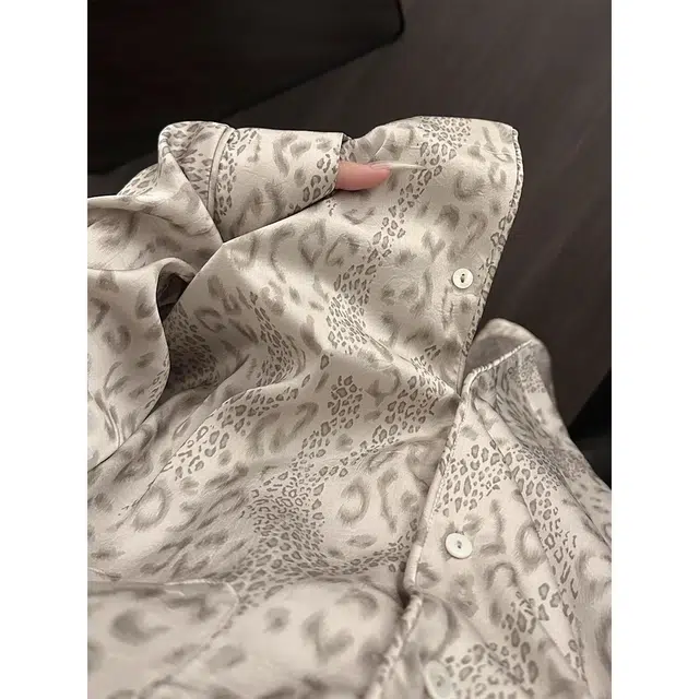 静英鸾 翻领舒适可外穿豹纹长袖轻便家居服睡衣套装 女款