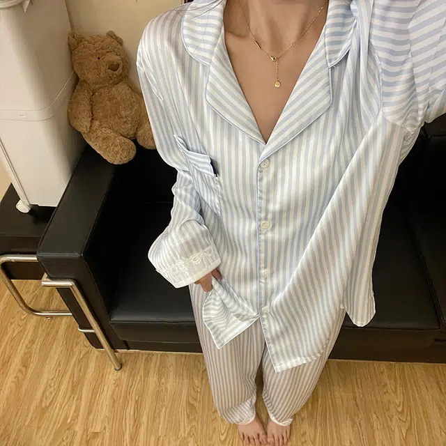 静英鸾 长袖长裤翻领设计简约条纹轻盈家居服睡衣礼盒 女款