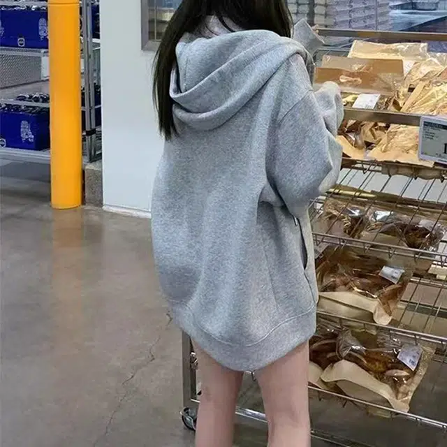 source with u oversize