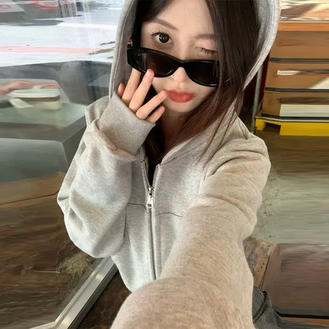 source with u