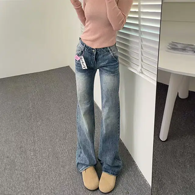 source with u