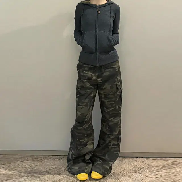 source with u